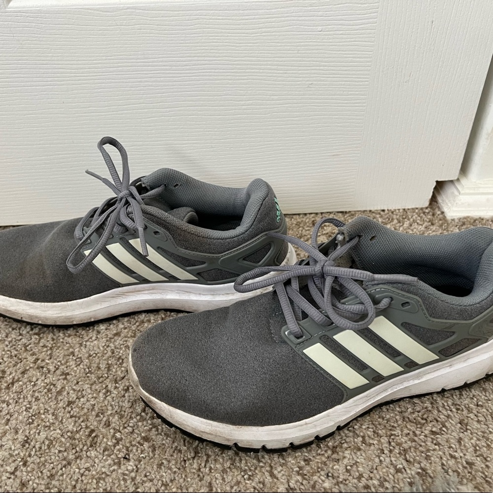 Adidas womens gymshoes